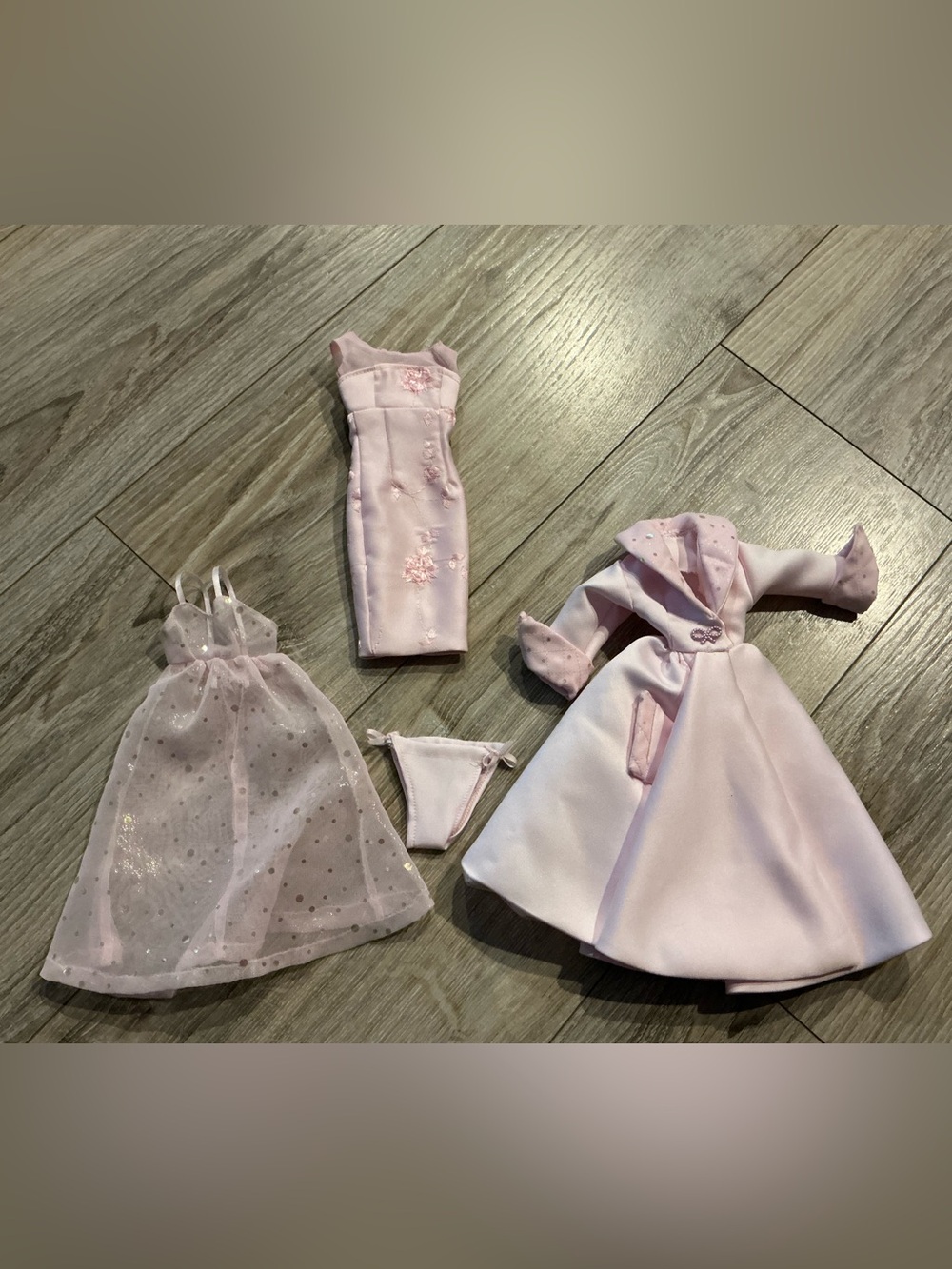 Set of 16 in Gene or BJD Doll Robe & Nightgown Outfit plus Dress